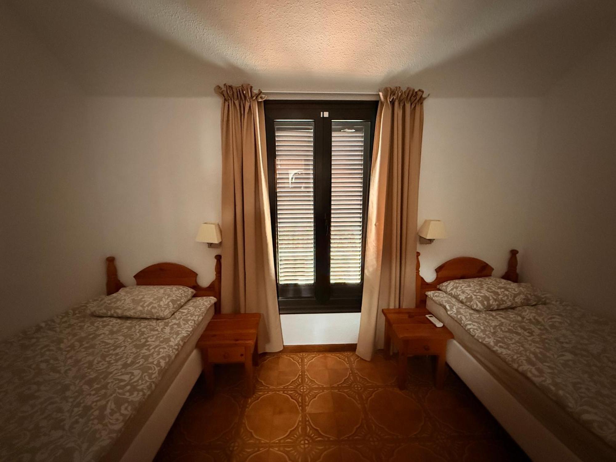Sunny 2-Bedroom Apartment In Parque Santiago II 플라야데라스아메리카스 외부 사진